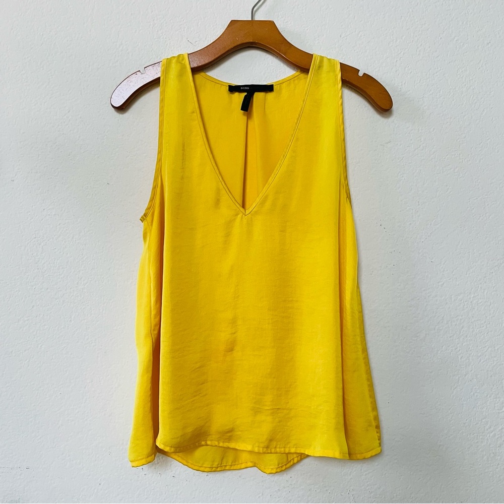 BCBG Max Azria Women's Satin Top Vneck Tunic flowy bright yellow tank top NWOT
